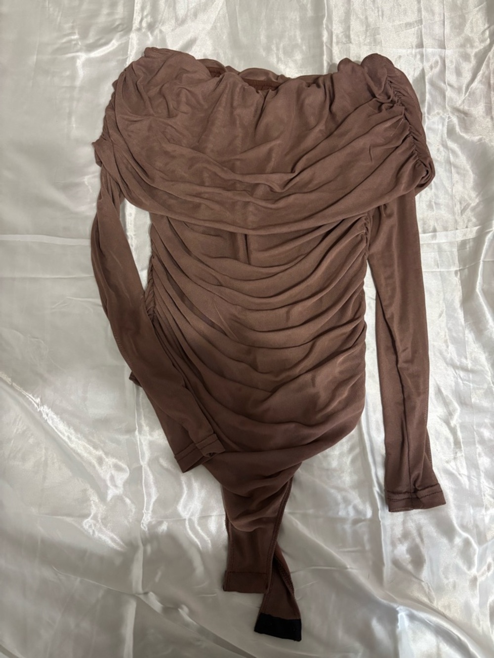 Aritzia Mauve-Brown Ruched Off-Shoulder Bodysuit
